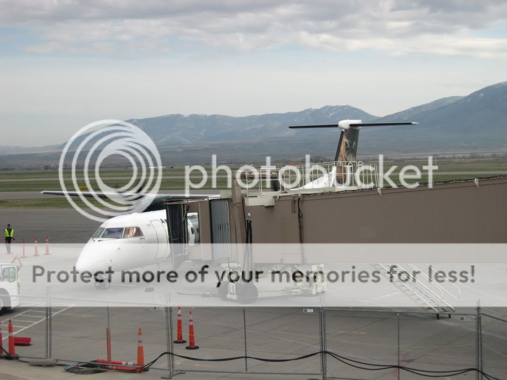 http://i612.photobucket.com/albums/tt204/airframef9/Bozeman%20Non-Rev%20trip/IMG_1537.jpg