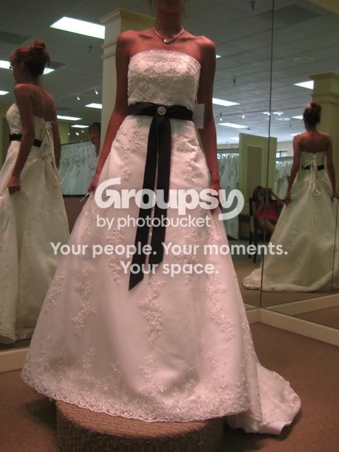 Finding the dress... :  wedding IMG 1021